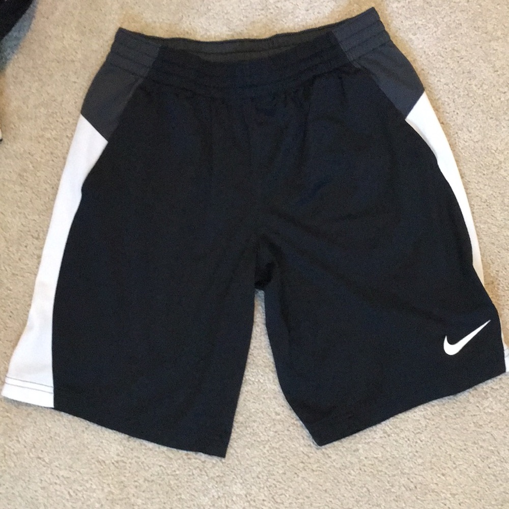 Nike Girls Basketball Shorts